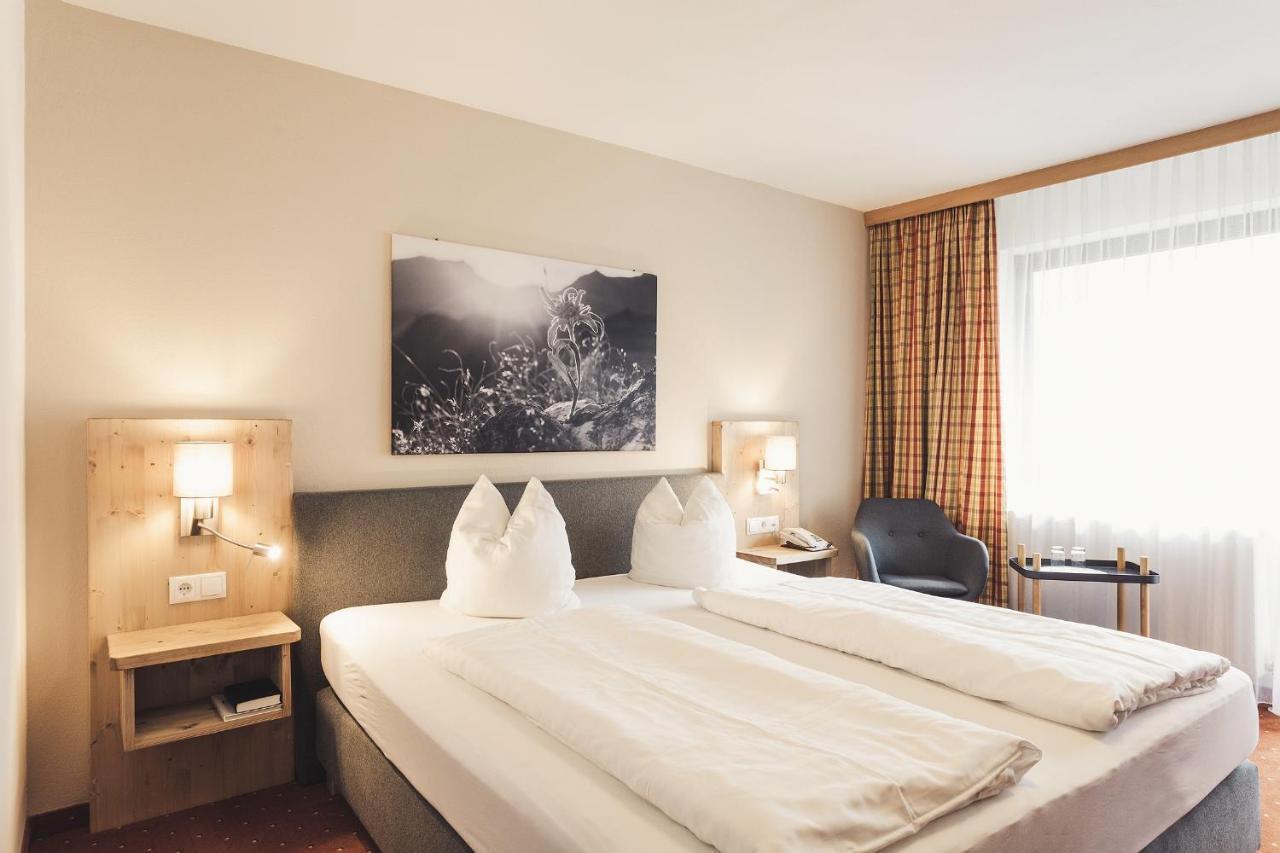 Hotel Johanna Mitten Im Oetztal Umhausen Luaran gambar